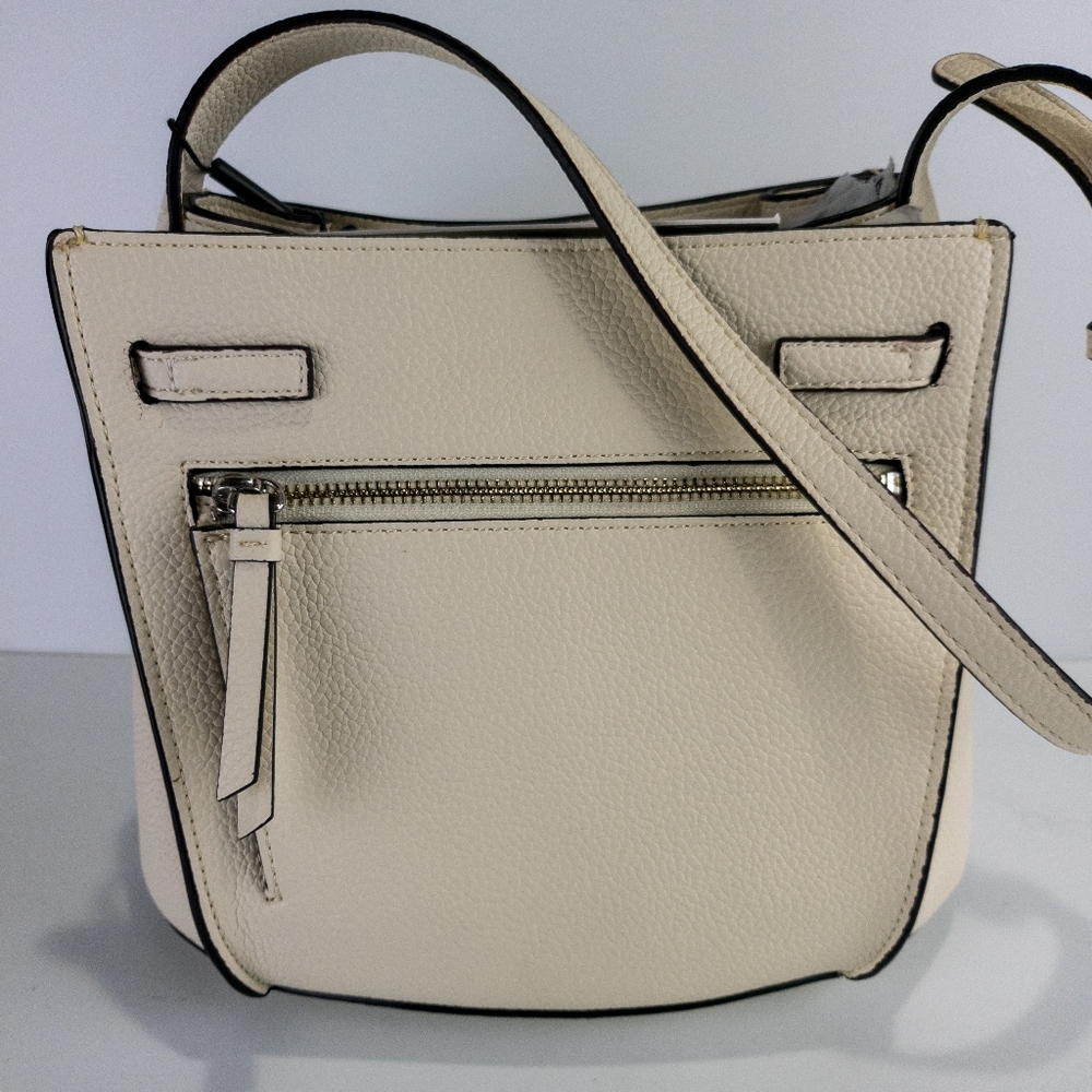 Calvin Klein Lennon Shoulder Bag - Picture 9 of 9